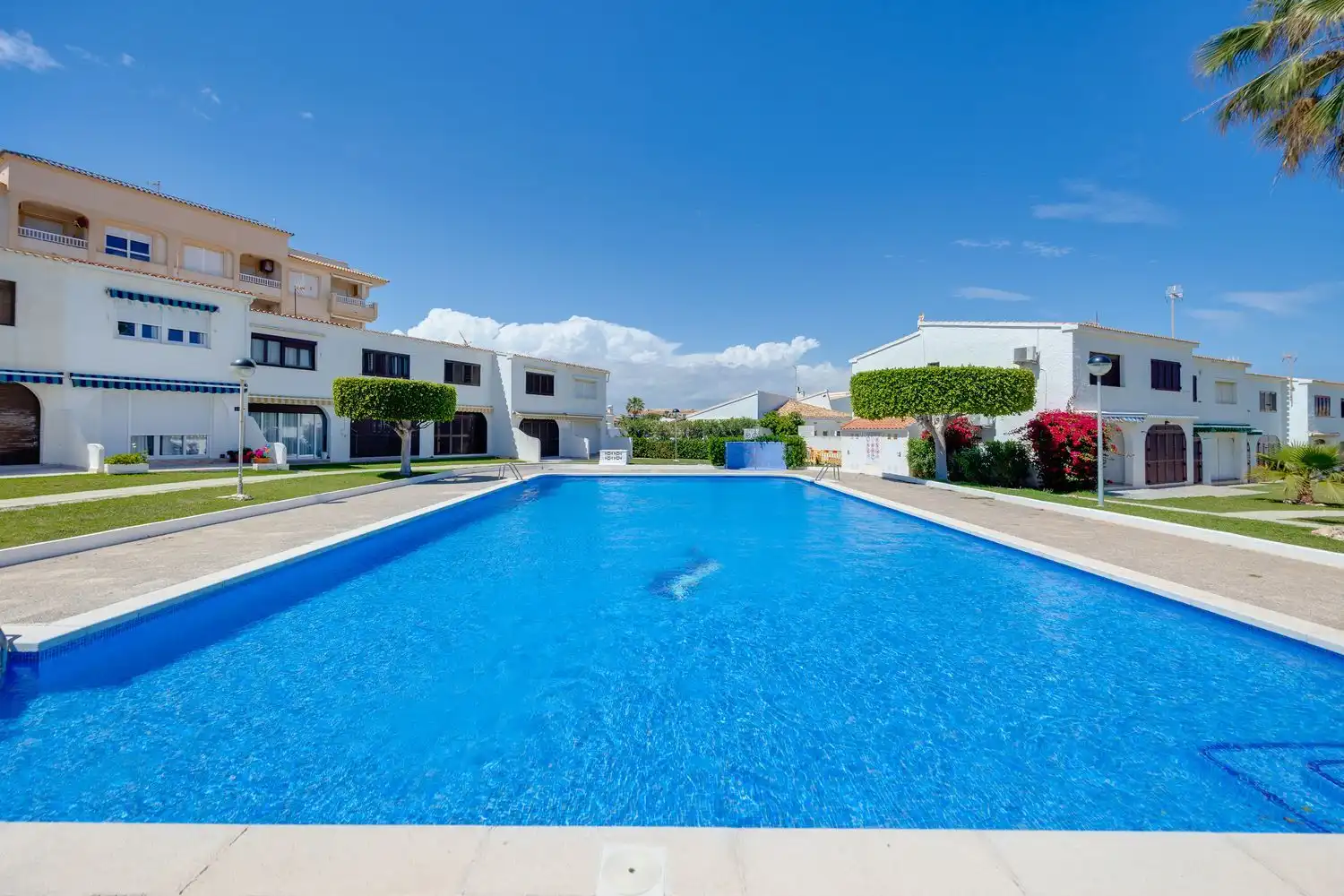 Reihenhaus mit Pool zum Verkauf in Calle Violetas 104, imagen 12