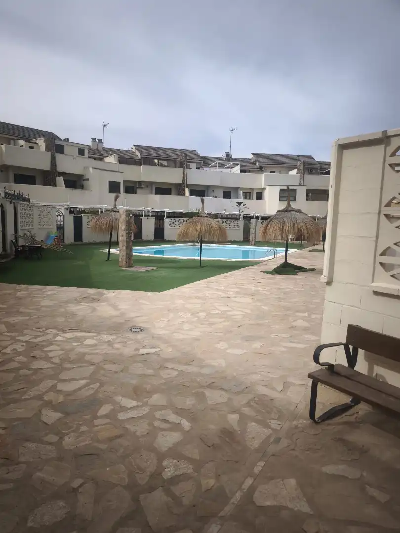 Piscina de Casa adosada en venta en Melilla con Aire acondicionado, Terraza y Trastero
