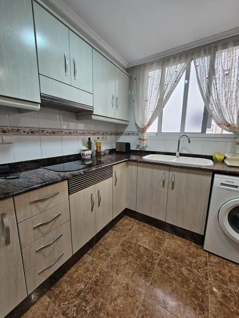Kitchen of Flat for sale in Valencia  with Air Conditioner, Furnished and Balcony