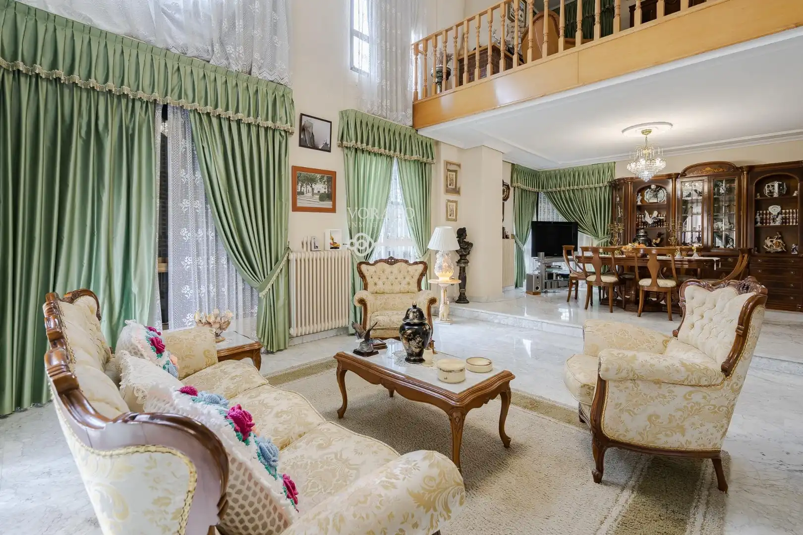 Sala de estar de Casa o chalet en venta en Villalbilla con Aire acondicionado, Piscina y Jacuzzi
