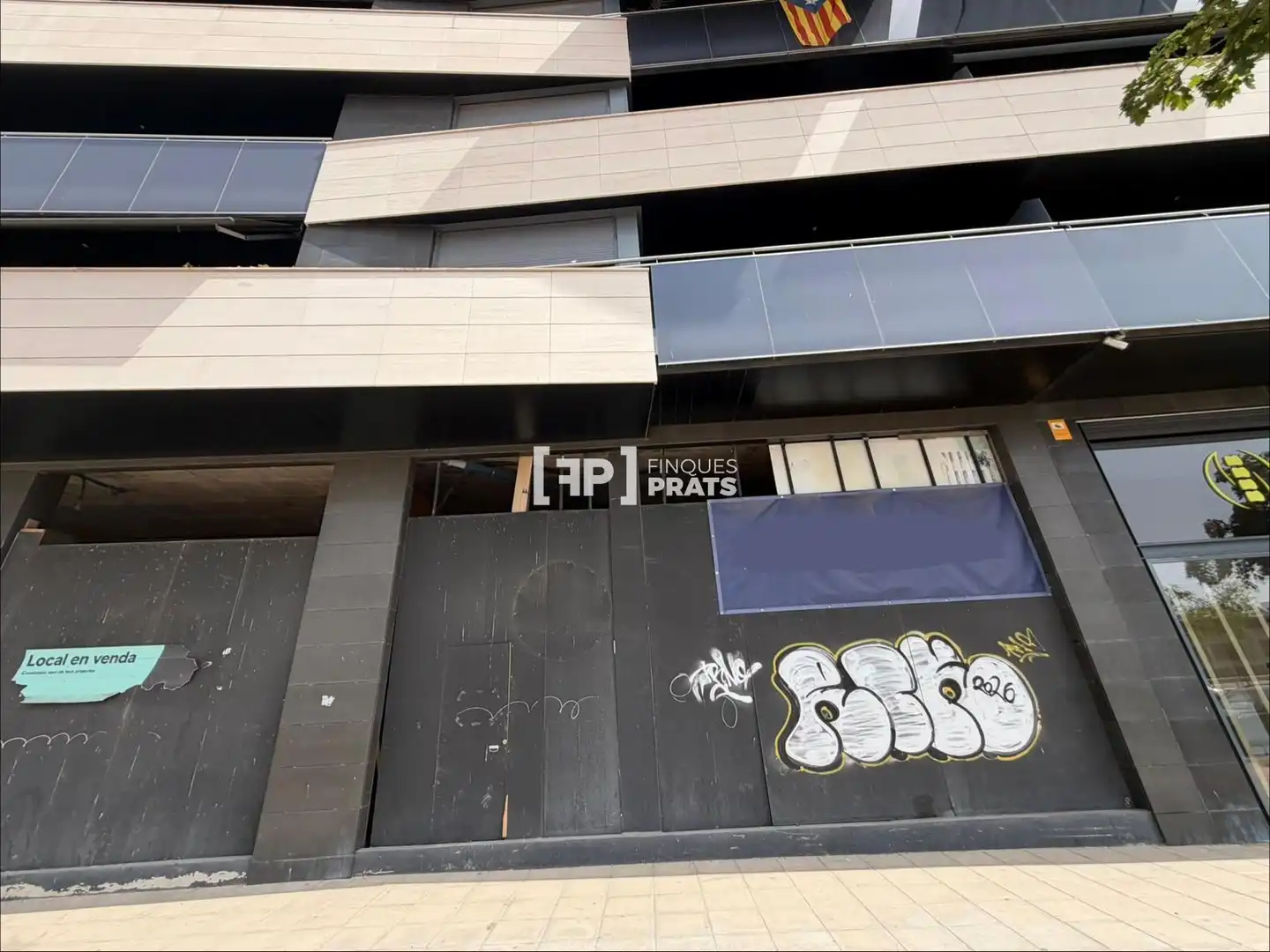 Vista exterior de Local de alquiler en Lleida