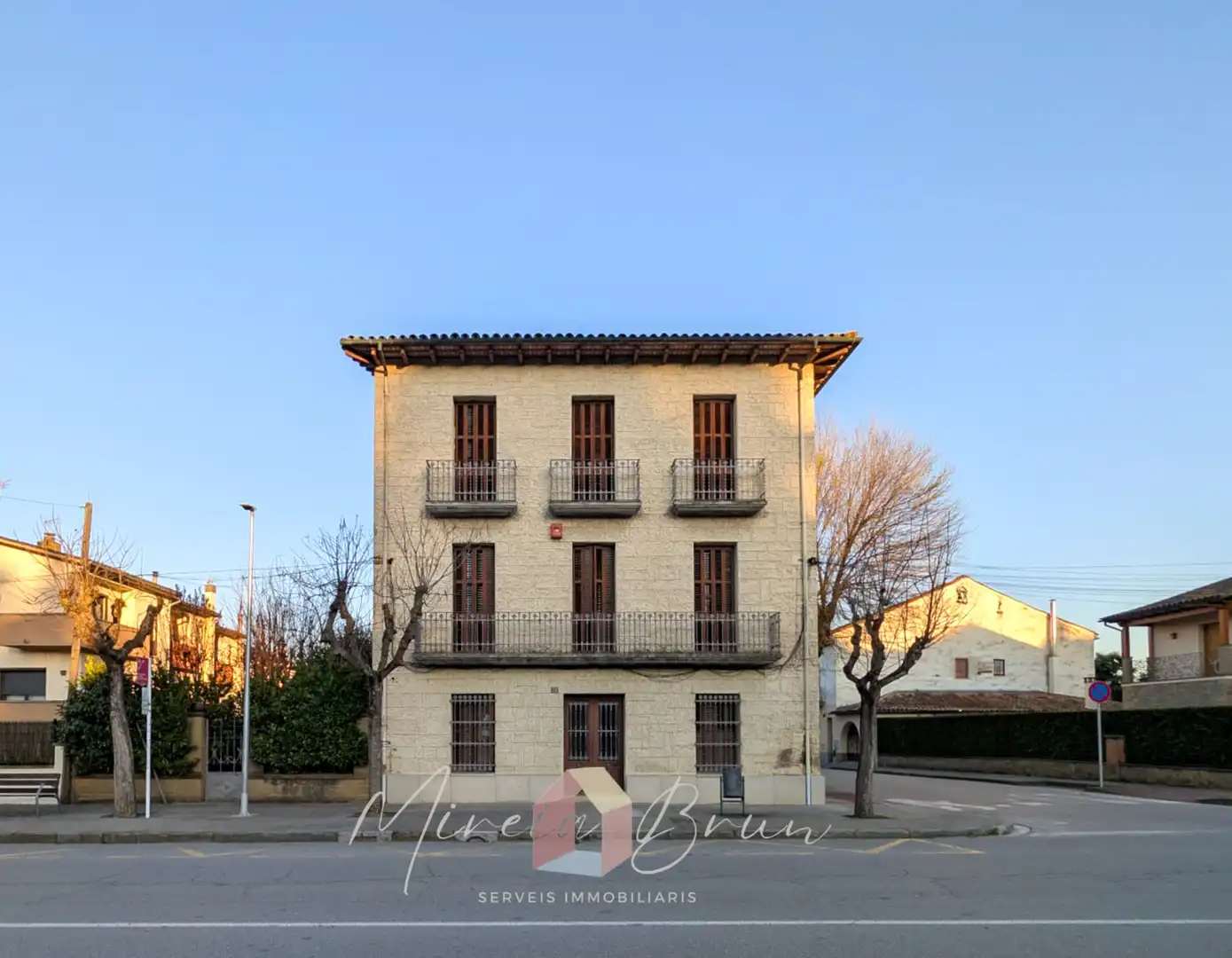 Villa con giardino in vendita a Tona, imagen 3
