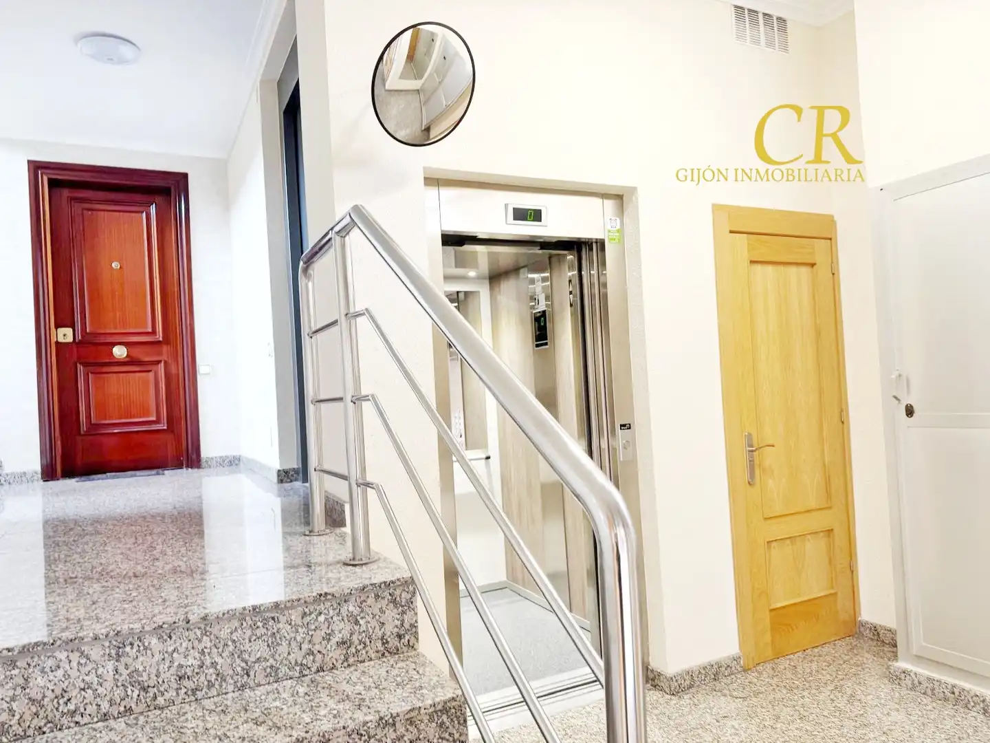 Piso en venta en Gijón  con Amueblado