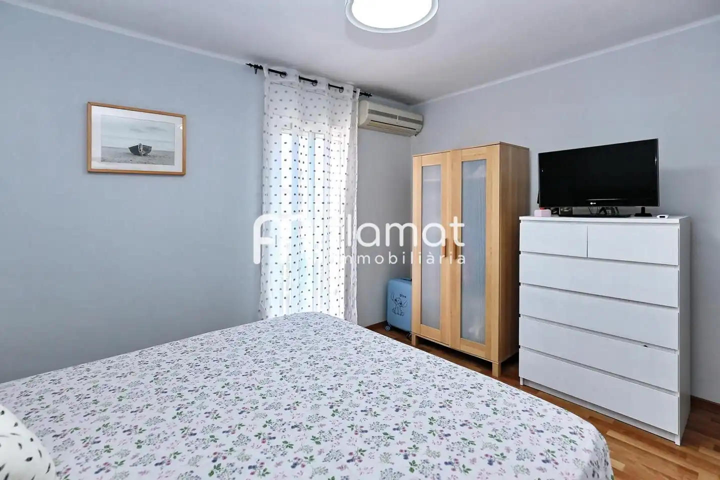 Schlafzimmer von Wohnung zum Verkauf in Badalona mit Klimaanlage, Heizung und Balkon