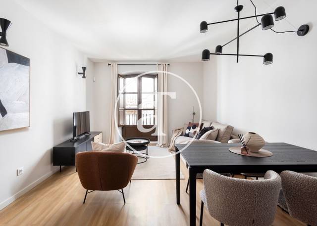 Piso en Alquiler en Carrer d'en Serra, 14 en Barri Gòtic