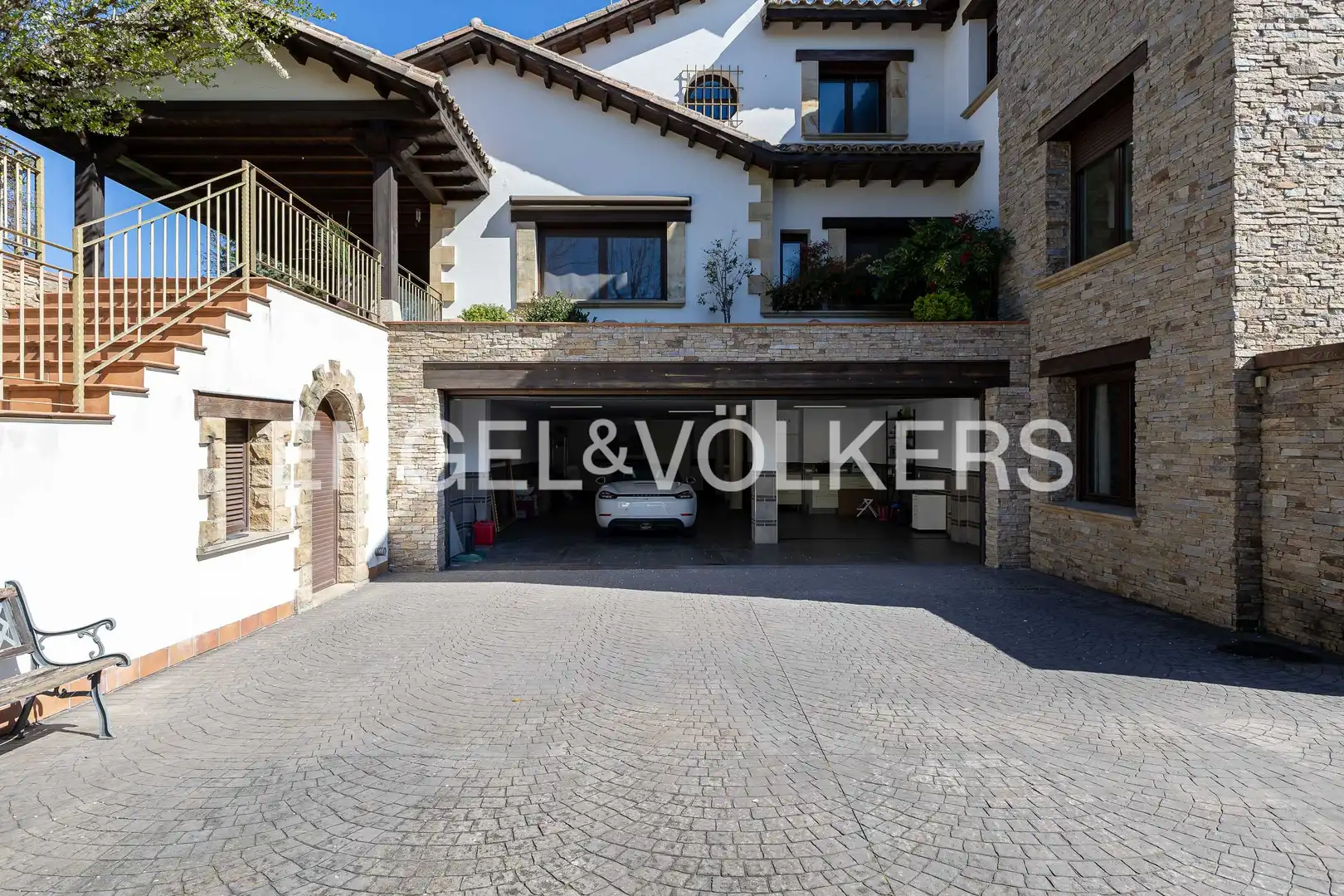 Haus mit Pool zum Verkauf in El Bosque