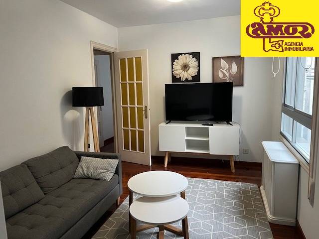 Piso en Alquiler en Rúa da República Arxentina en Ensanche - Sar