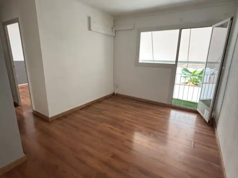 Flat for sale in josep sangenís 50