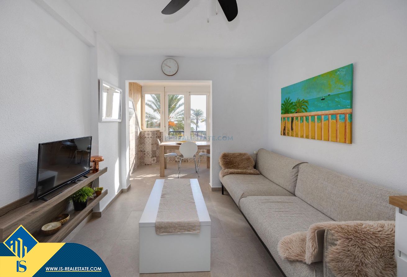 Living room of Apartment for sale in Torrevieja  with Heating, Terrace and Furnished