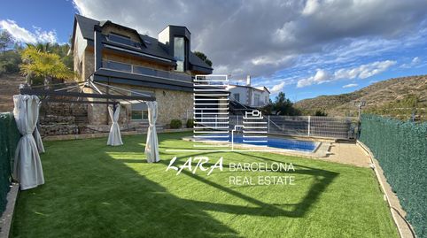 Excelente casa individual reformada con vistas al mar y piscina ideal familia grande