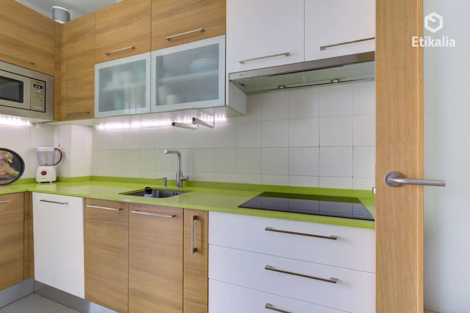 Cocina de Piso en venta en Vitoria - Gasteiz con Calefacción, Terraza y Trastero