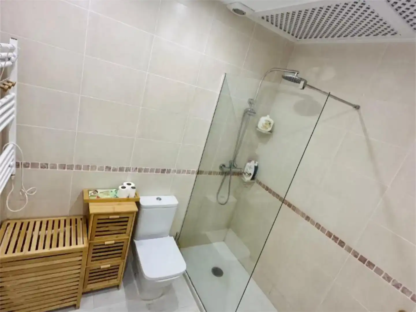 Badezimmer von Wohnung zum Verkauf in Es Mercadal mit Klimaanlage, Schwimmbad und Balkon