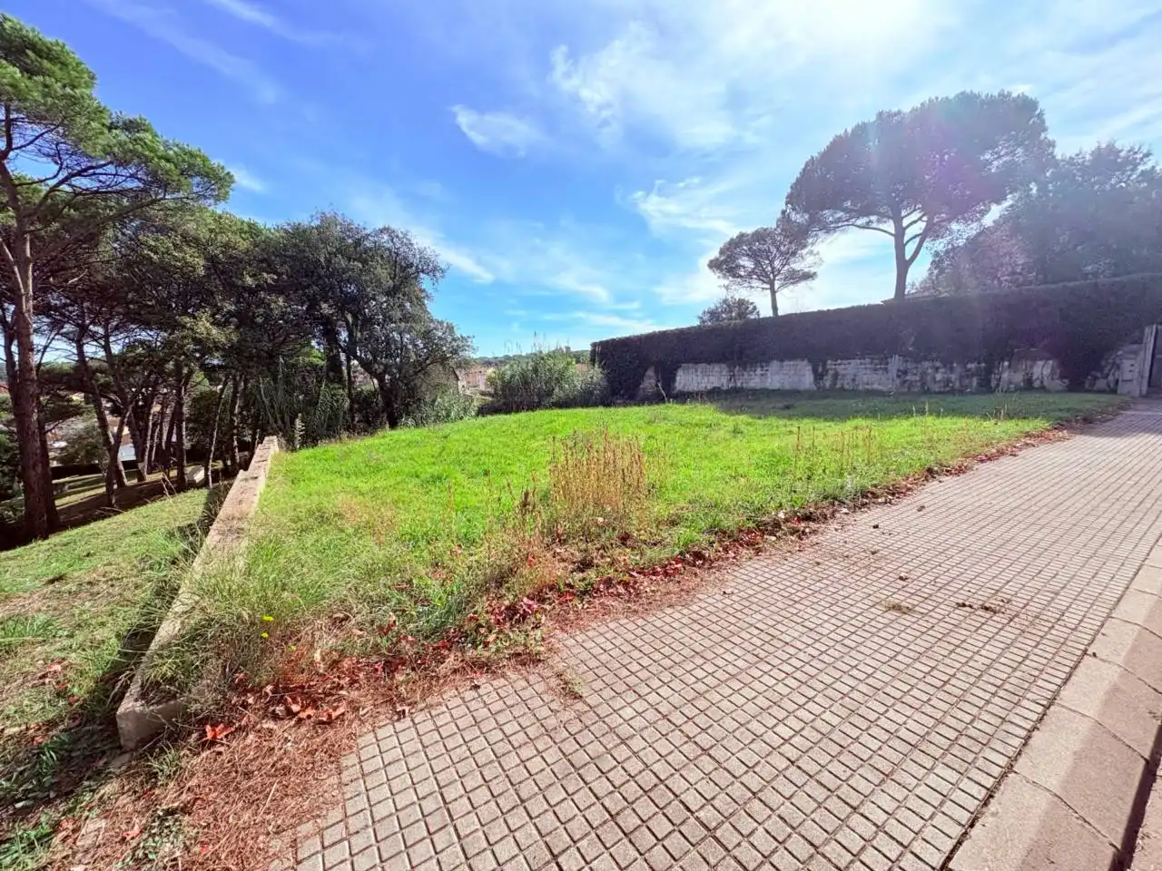 Terreno residencial en venta en Calle Alguer 55, imagen 2