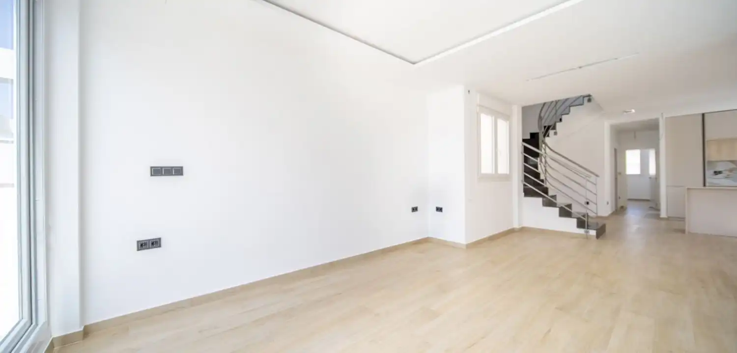 Detached house with terrace for sale in Nueva Torrevieja - Aguas Nuevas, imagen 4