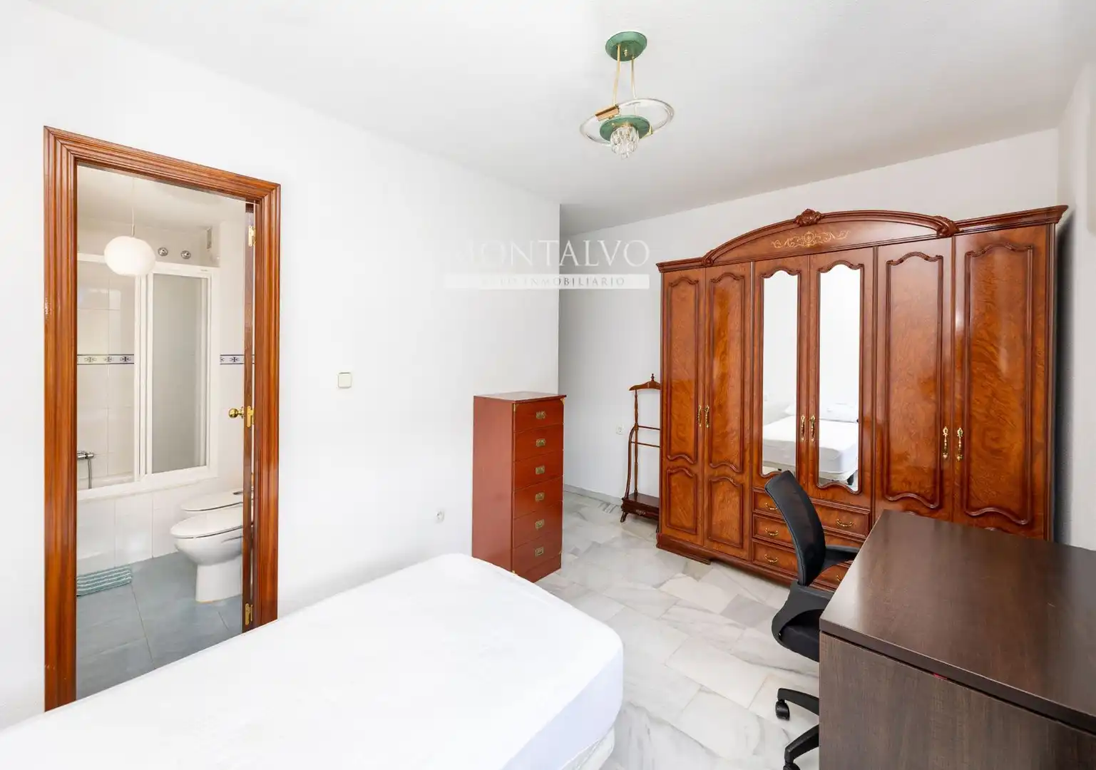 Bedroom of Flat for rent in Granada  with Terrace and Furnished