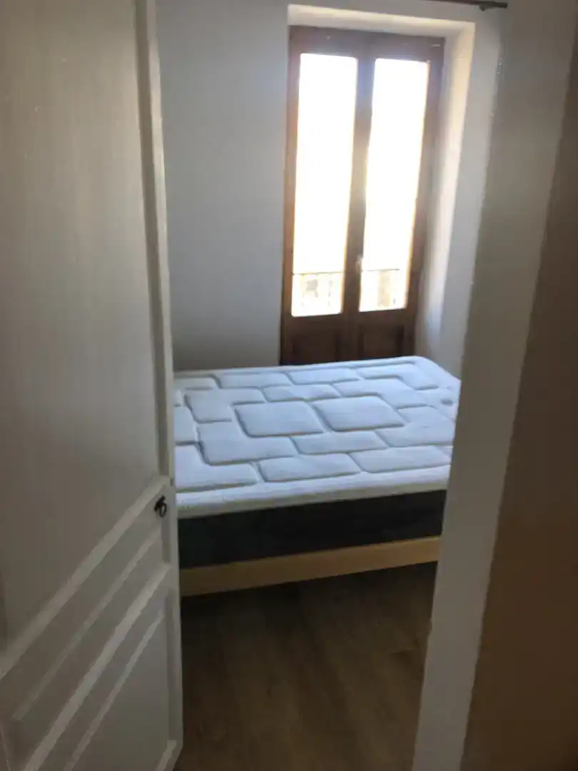 Dormitori de Casa adosada en venda en Vilanova d'Escornalbou amb Parquet, Traster i Moblat