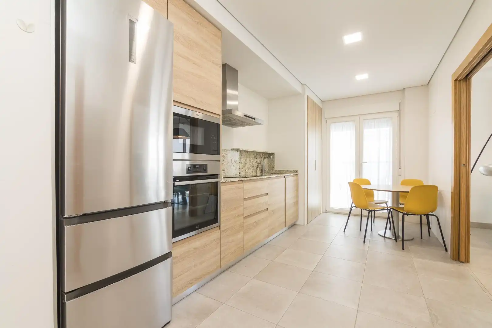 Kitchen of Flat for sale in Elche / Elx  with Air Conditioner, Heating and Storage room