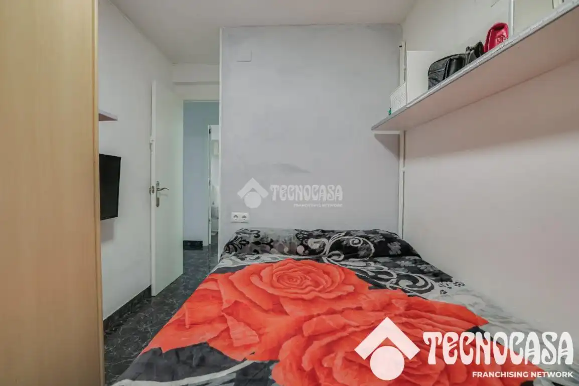 Habitación de Piso en venta en Gavà con Aire acondicionado, Calefacción y Terraza