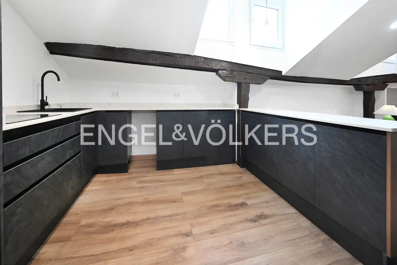 Cocina de Ático en venta en Santander con Calefacción, Parquet y Balcón