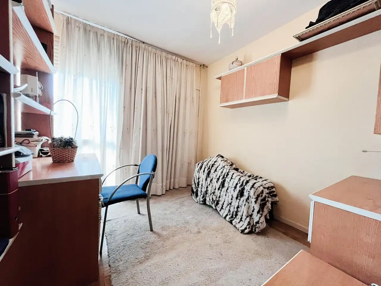 Schlafzimmer von Wohnung zum Verkauf in Madrid mit Klimaanlage, Heizung und Terrasse