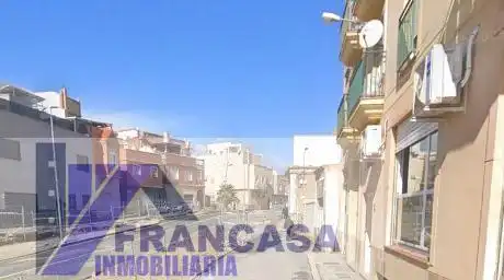 Vista exterior de Piso en venta en Almería