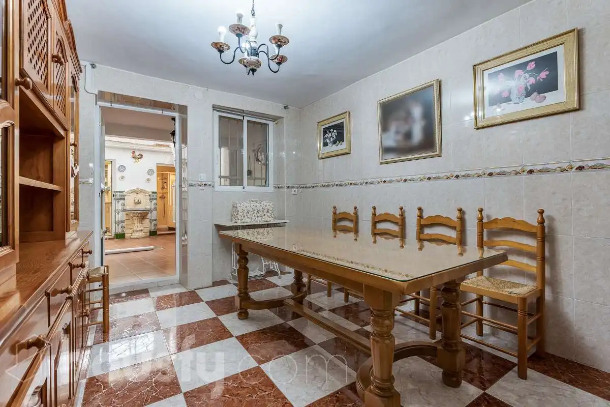 Comedor de Casa o chalet en venta en Valdepeñas de Jaén con Aire acondicionado y Amueblado
