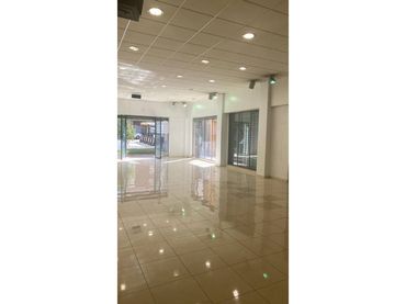 Local comercial en venda a Calle Aljibe Alto
