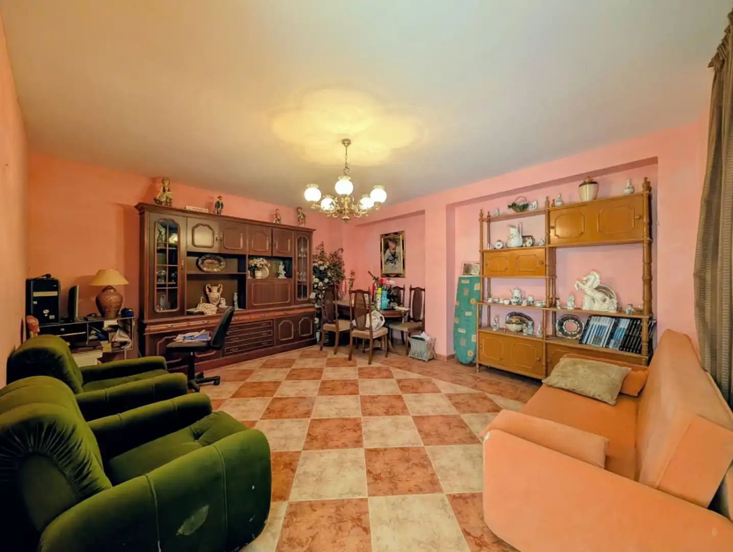 House for sale in Loja