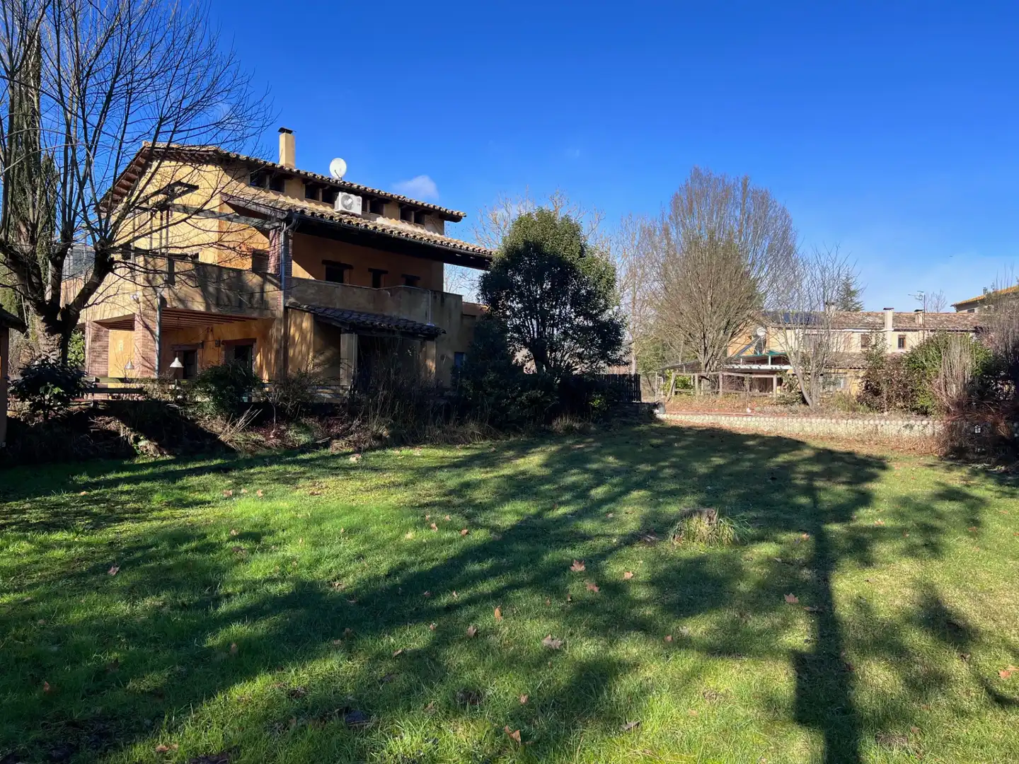 Finca rústica en venda en Mieres (Girona) amb Aire condicionat, Jardí privat i Parquet