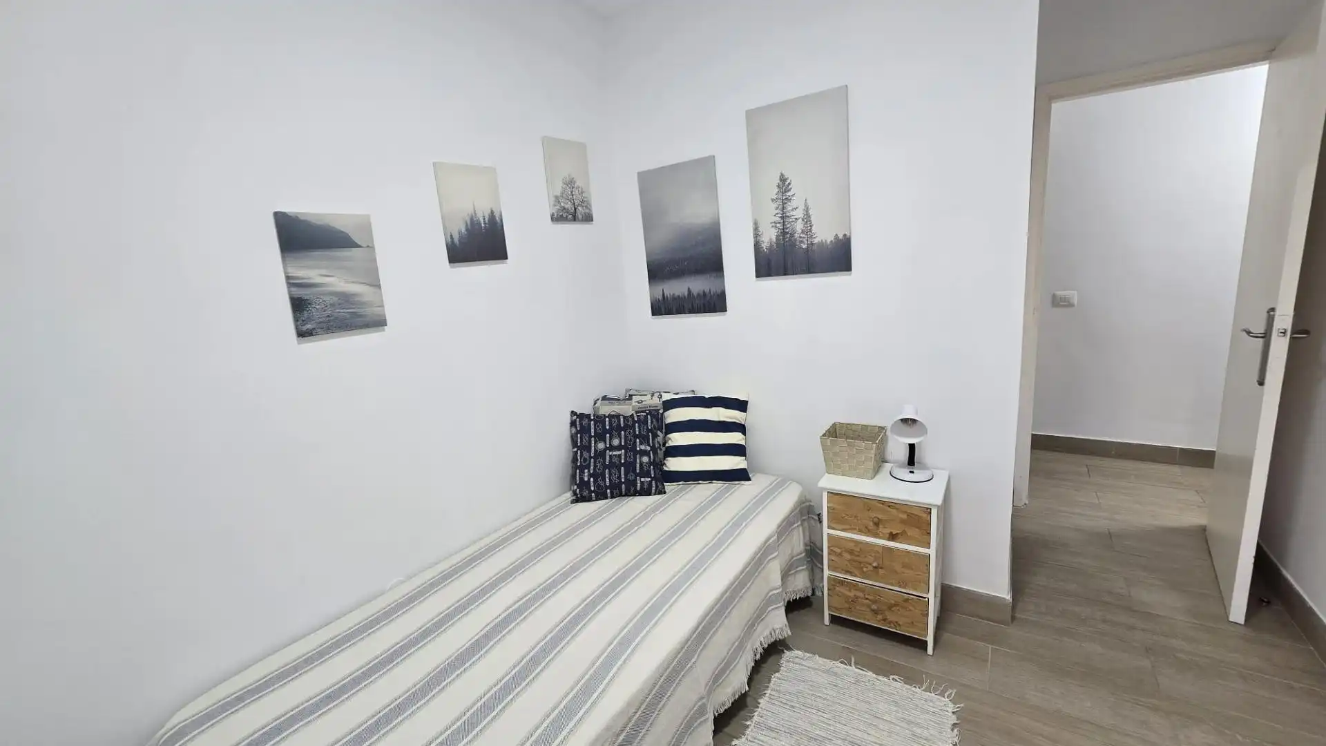 Bedroom of Flat for rent in Santa Cruz de Tenerife  with Terrace, Furnished and Community pool
