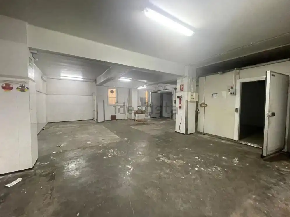 Business premises for sale in De Nàpols, imagen 6