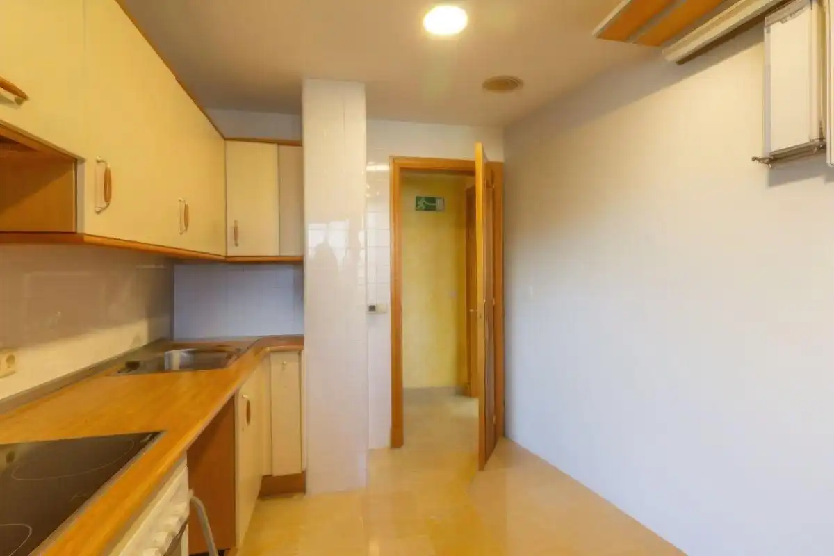 Cocina de Apartamento en venta en Marbella con Aire acondicionado, Calefacción y Terraza