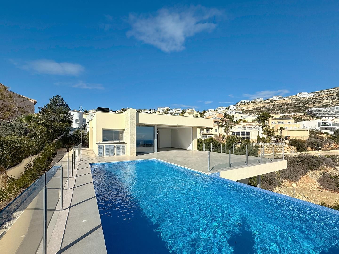 Piscina de Casa o xalet en venda en Benitachell / El Poble Nou de Benitatxell amb Aire condicionat, Calefacció i Jardí privat