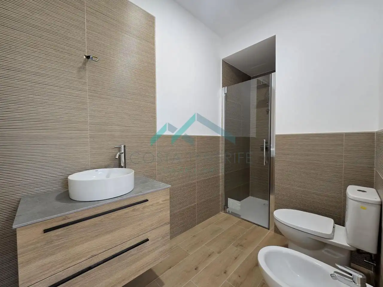 Bathroom of Ground floor for sale in Guía de Isora  with Terrace
