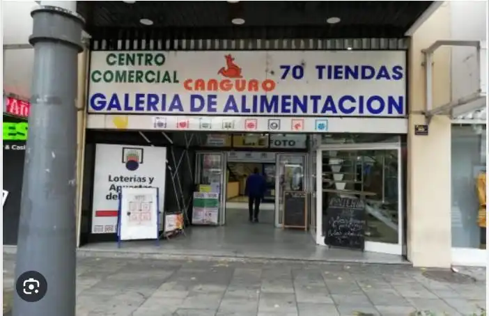 Business premises for sale in Calle de la Alhambra 11, imagen 6