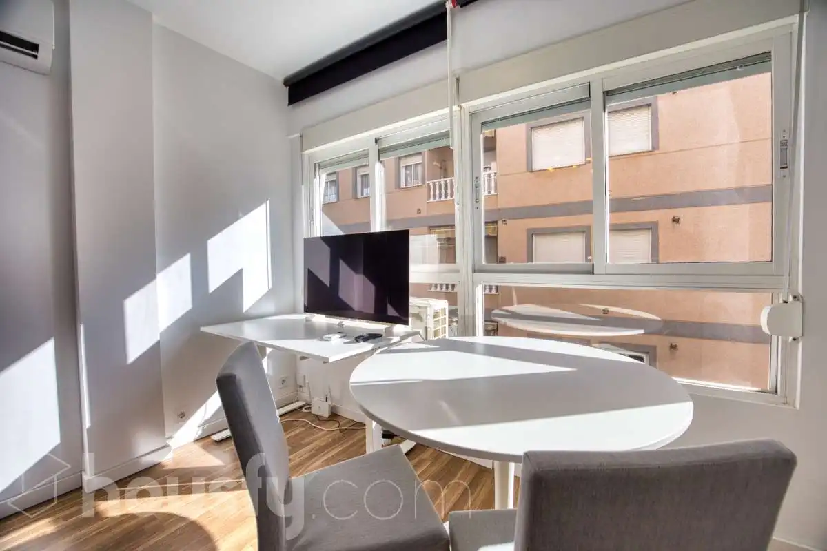 Study for sale in Torrevieja  with Air Conditioner, Parquet flooring and Furnished