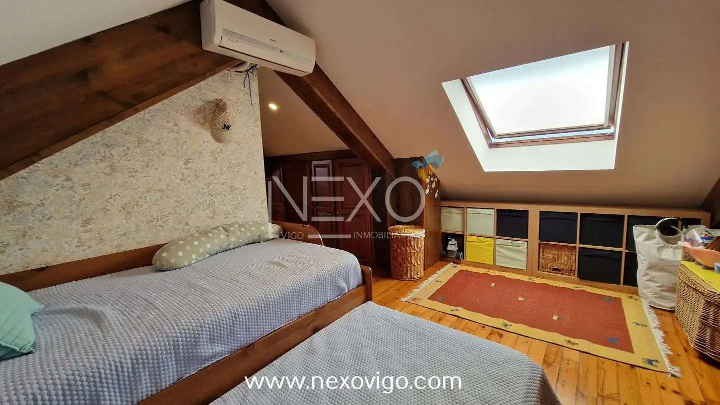 Schlafzimmer von Haus oder Chalet zum Verkauf in Mondariz mit Heizung, Privatgarten und Terrasse