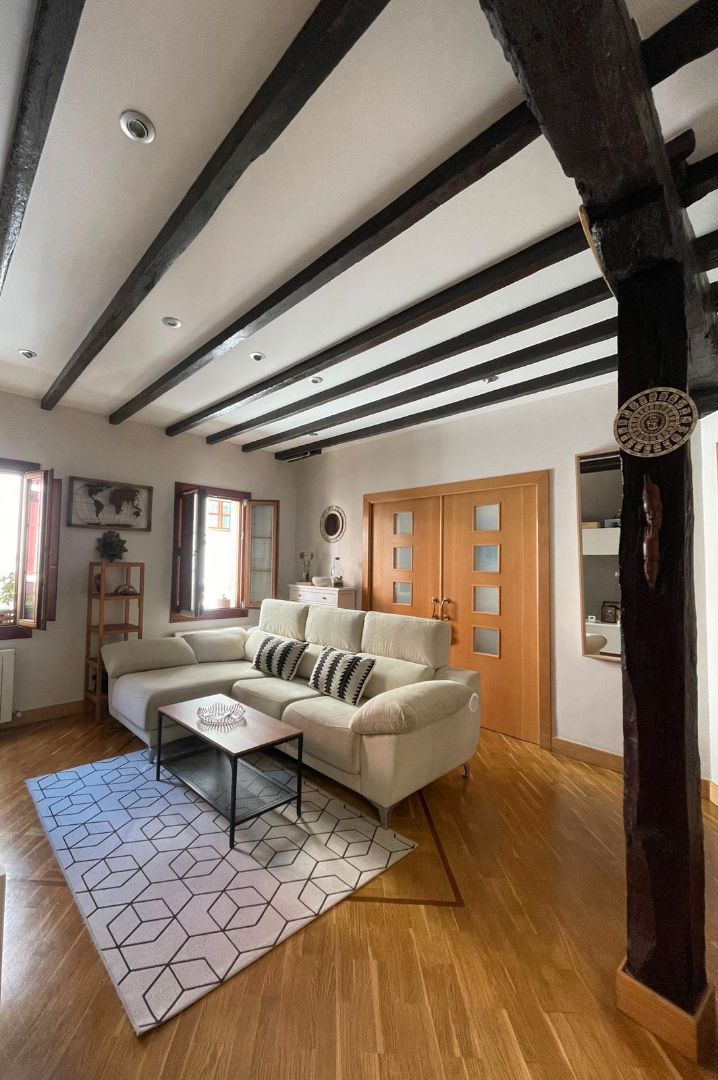 Sala d'estar de Pis en venda en Portugalete amb Calefacció, Moblat i Forn