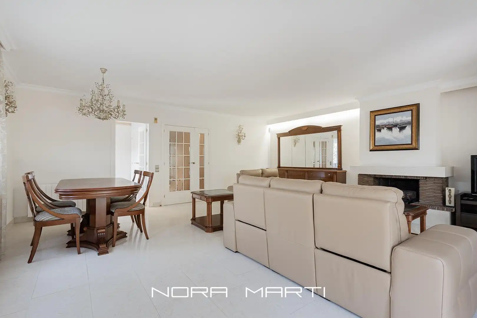 Wohnzimmer von Einfamilien-Reihenhaus zum Verkauf in Sant Andreu de Llavaneres mit Heizung, Privatgarten und Terrasse