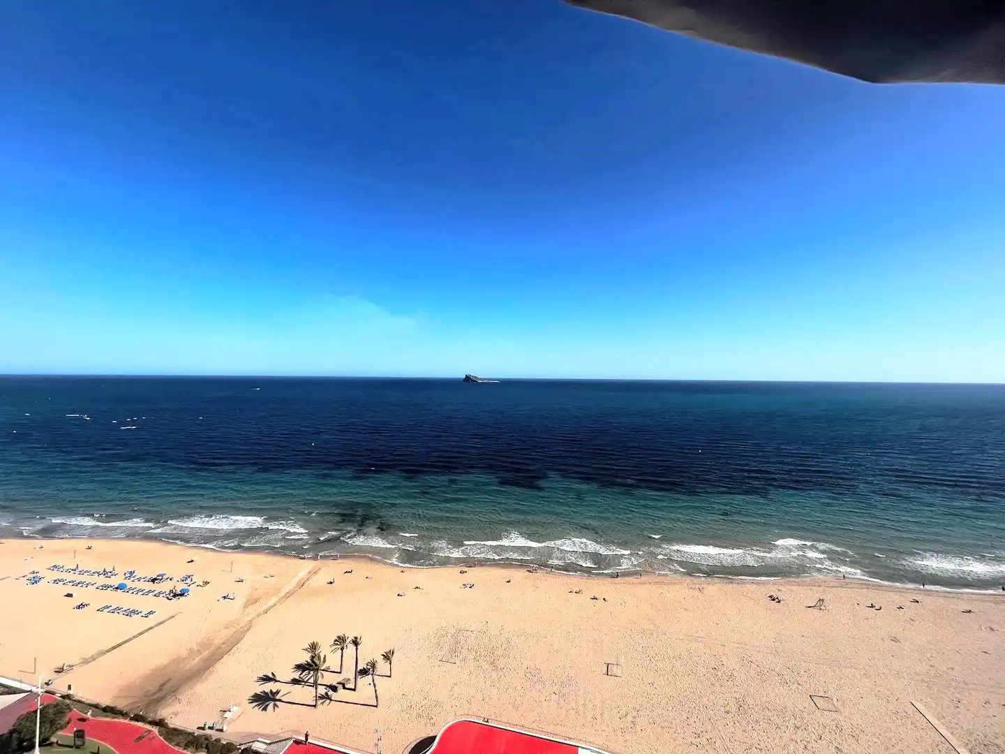 Habitación de Apartamento de alquiler en Benidorm con Calefacción, Terraza y Balcón