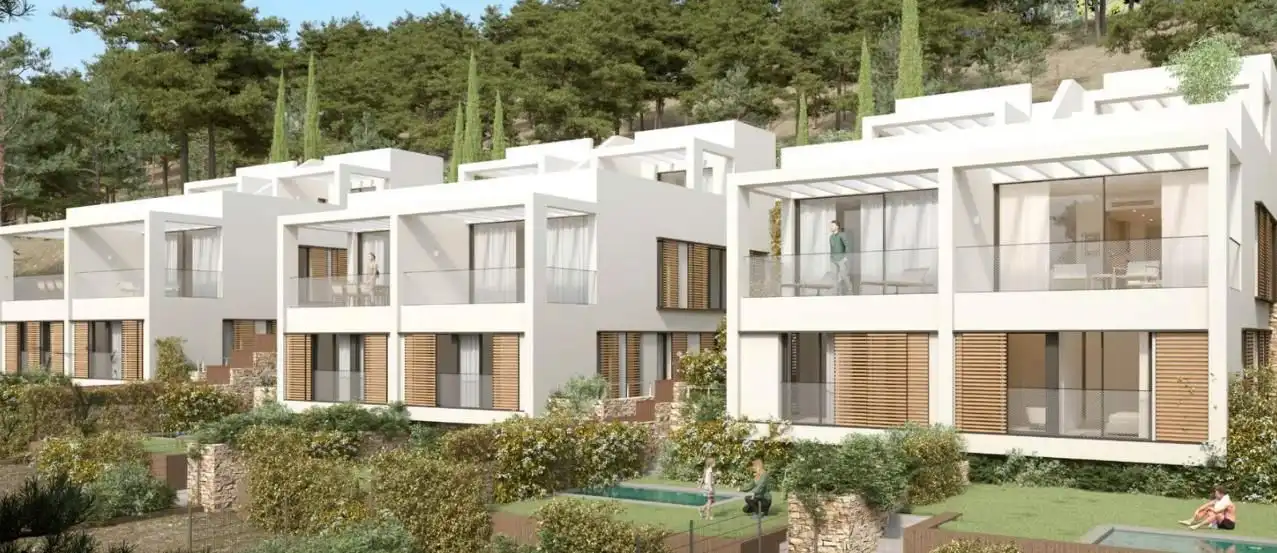 Casa aparellada amb piscina en venda a Begur pueblo, imagen 2