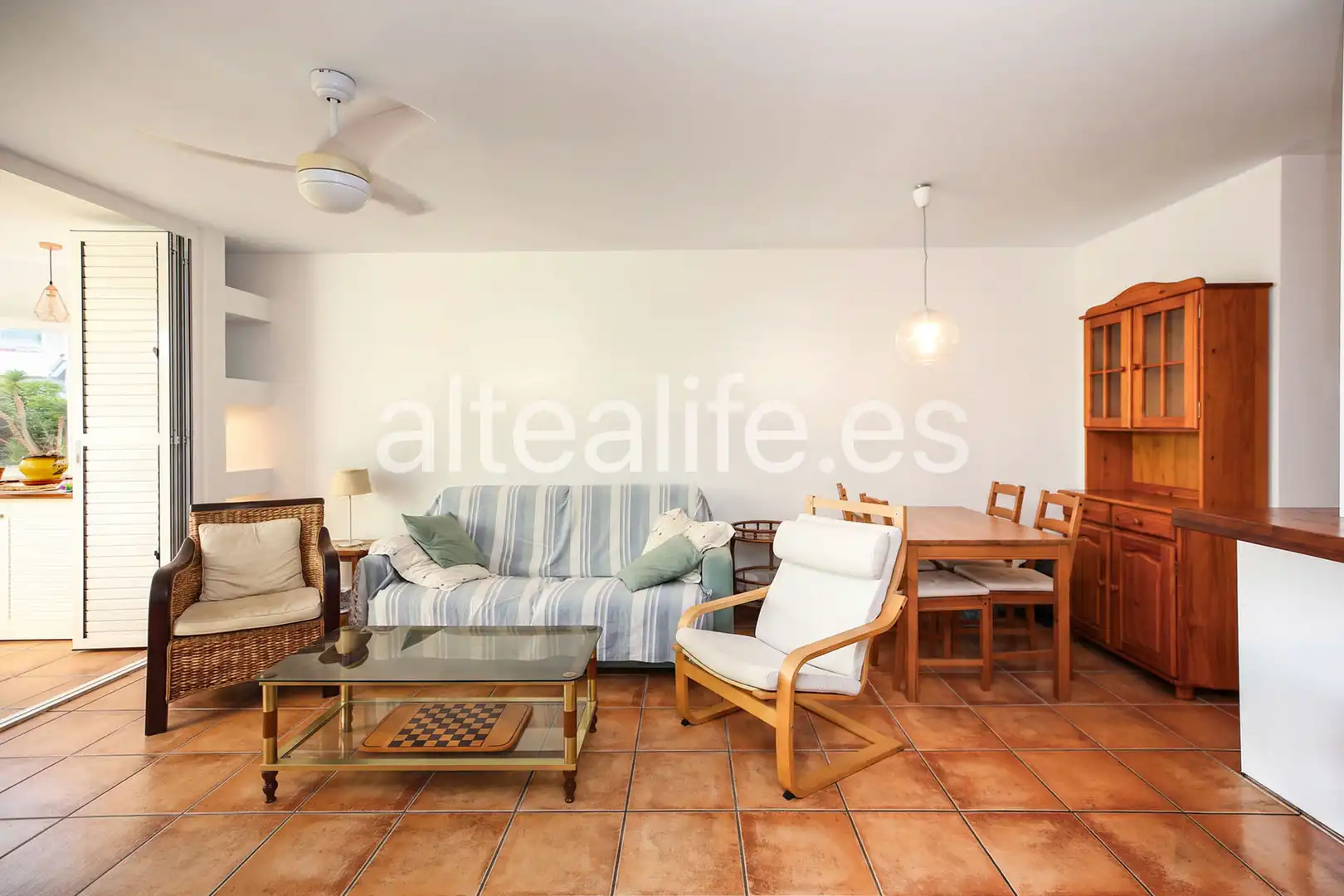 Sala d'estar de Apartament de lloguer en Altea amb Calefacció, Terrassa i Moblat