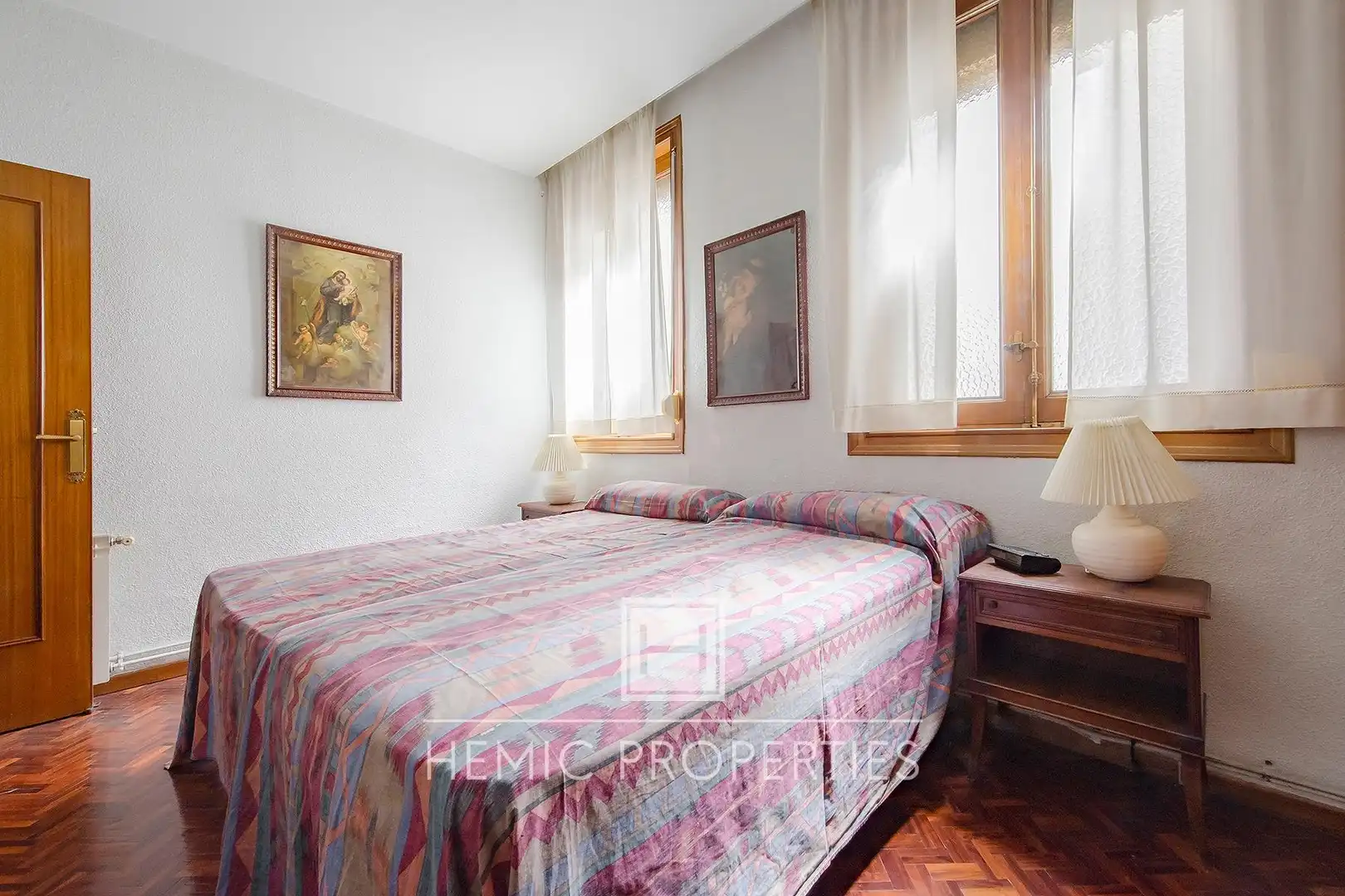 Habitación de Piso en venta en Madrid con Trastero y Balcón