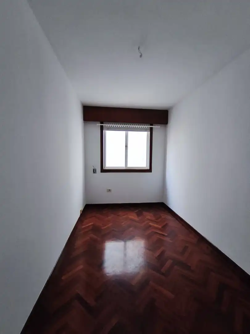Dormitori de Apartament en venda en A Coruña Capital  amb Traster