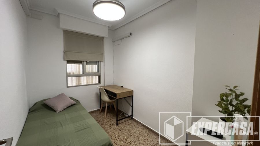 Pis per a compartir a Estación - Universidad, Oeste