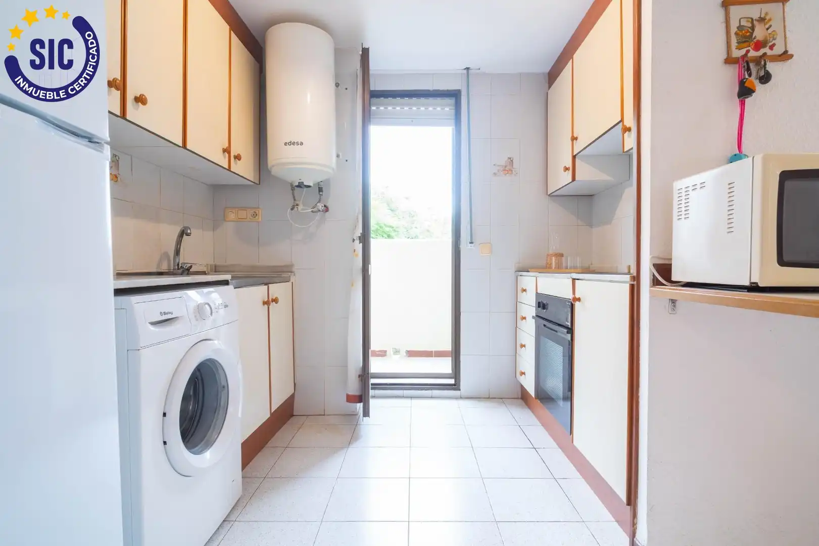 Cuina de Apartament en venda en Oropesa del Mar / Orpesa amb Terrassa, Moblat i Piscina comunitària