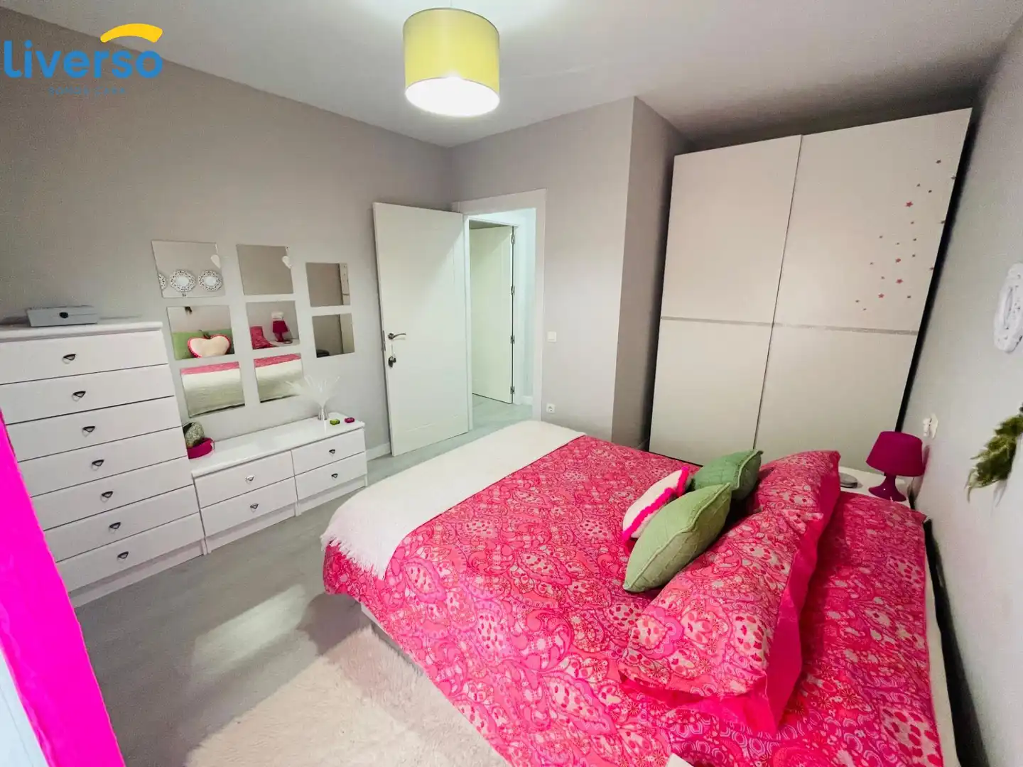 Habitación de Casa o chalet en venta en Valdezate con Terraza, Trastero y Amueblado