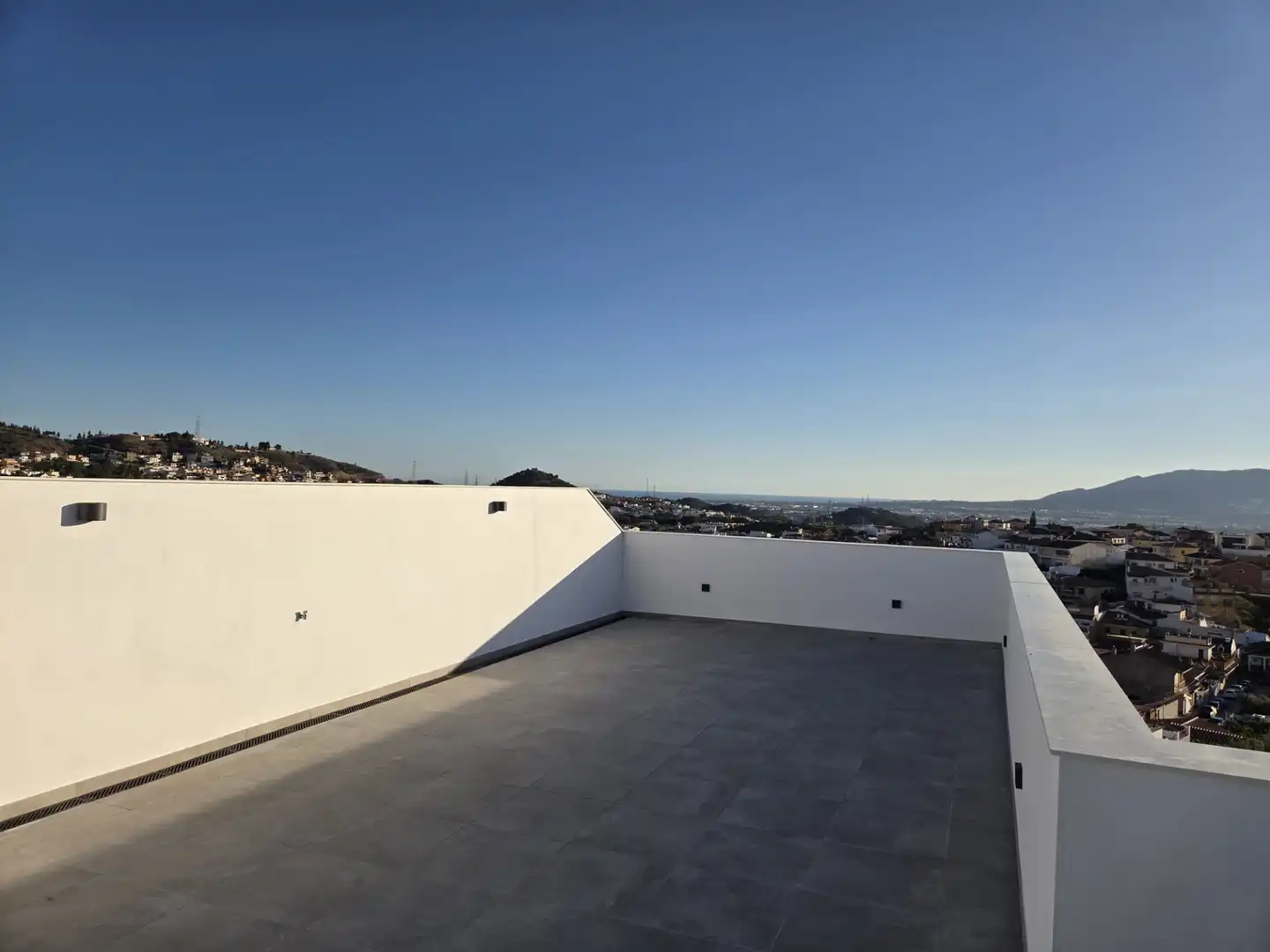 Terrassa de Casa o xalet en venda en Málaga amb Aire condicionat, Terrassa i Piscina