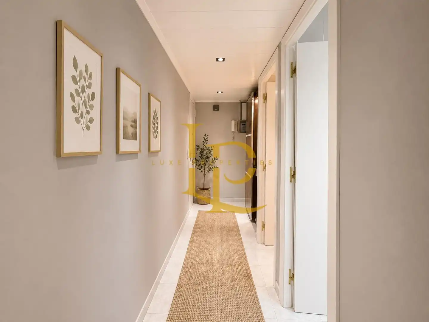 Flat for sale in Sabadell  with Air Conditioner