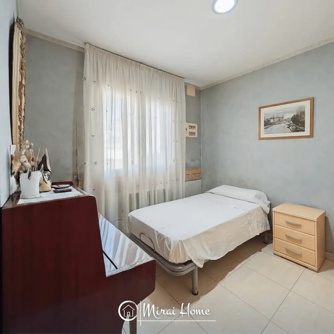 Dormitori de Casa o xalet en venda en Parets del Vallès amb Aire condicionat, Calefacció i Jardí privat